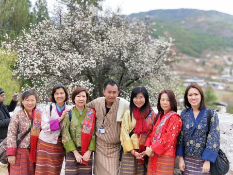 Bhutan Tour Guide, Bhutan Swallowtail Team 