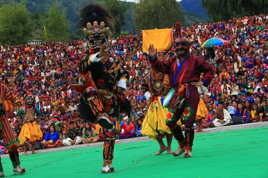 Bhutan Cultural Tour, Bhutan Tour Packages, Bhutan Holiday, Vacation in Bhutan, Festival in Bhutan