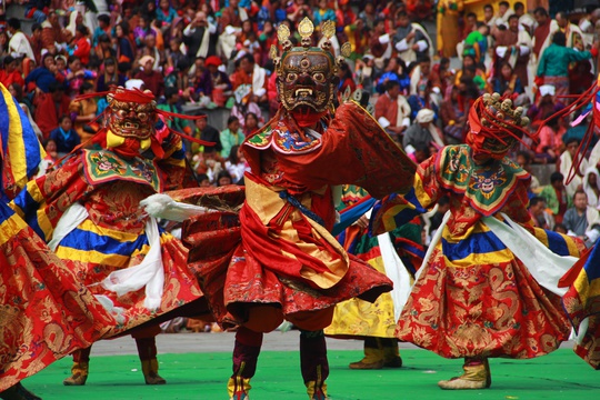 Bhutan Festival, Festival in Bhutan, Thimphu Festival, dancers in the festival