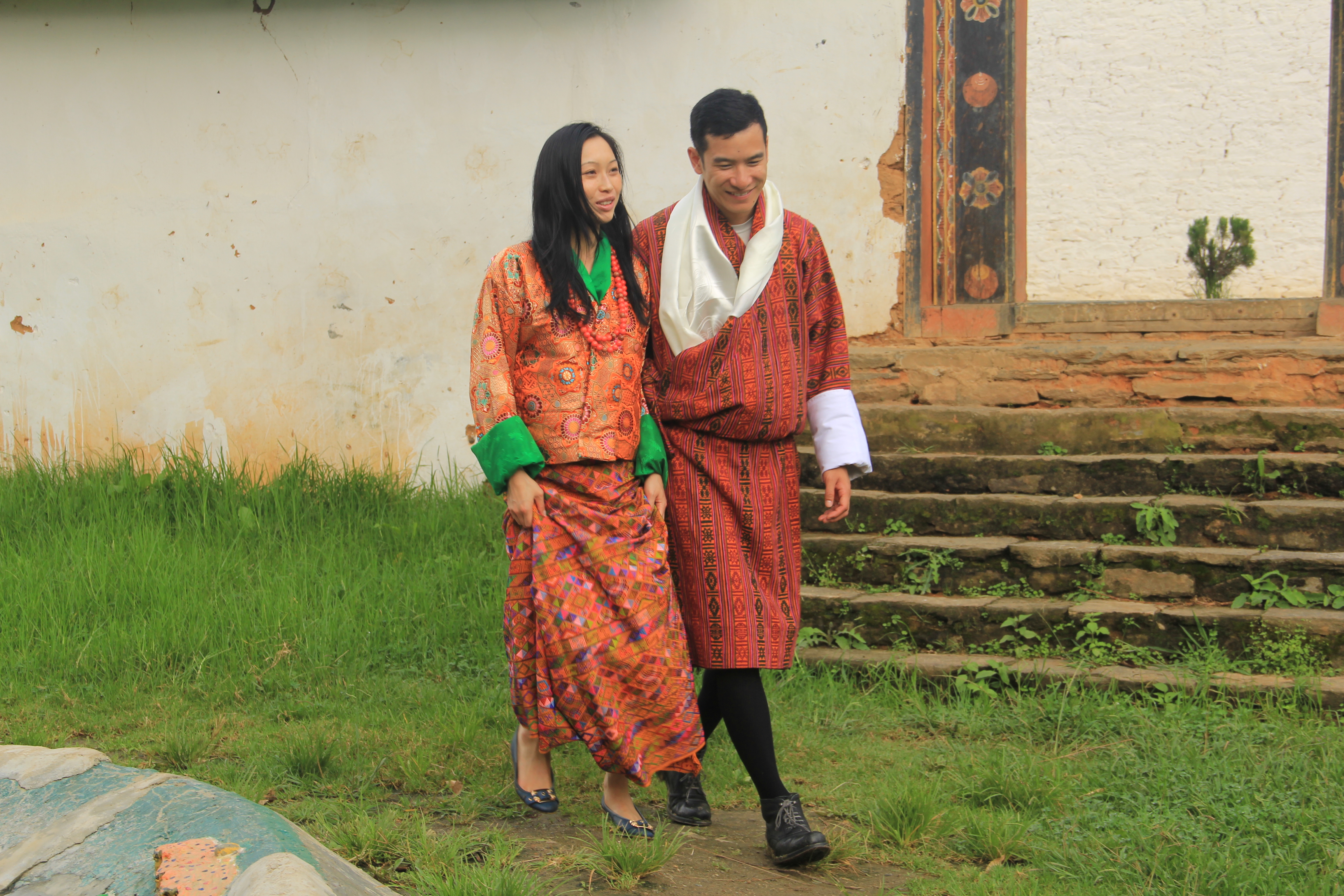 Bhutan Woman's Traditional Dress | How To Wear | See Video